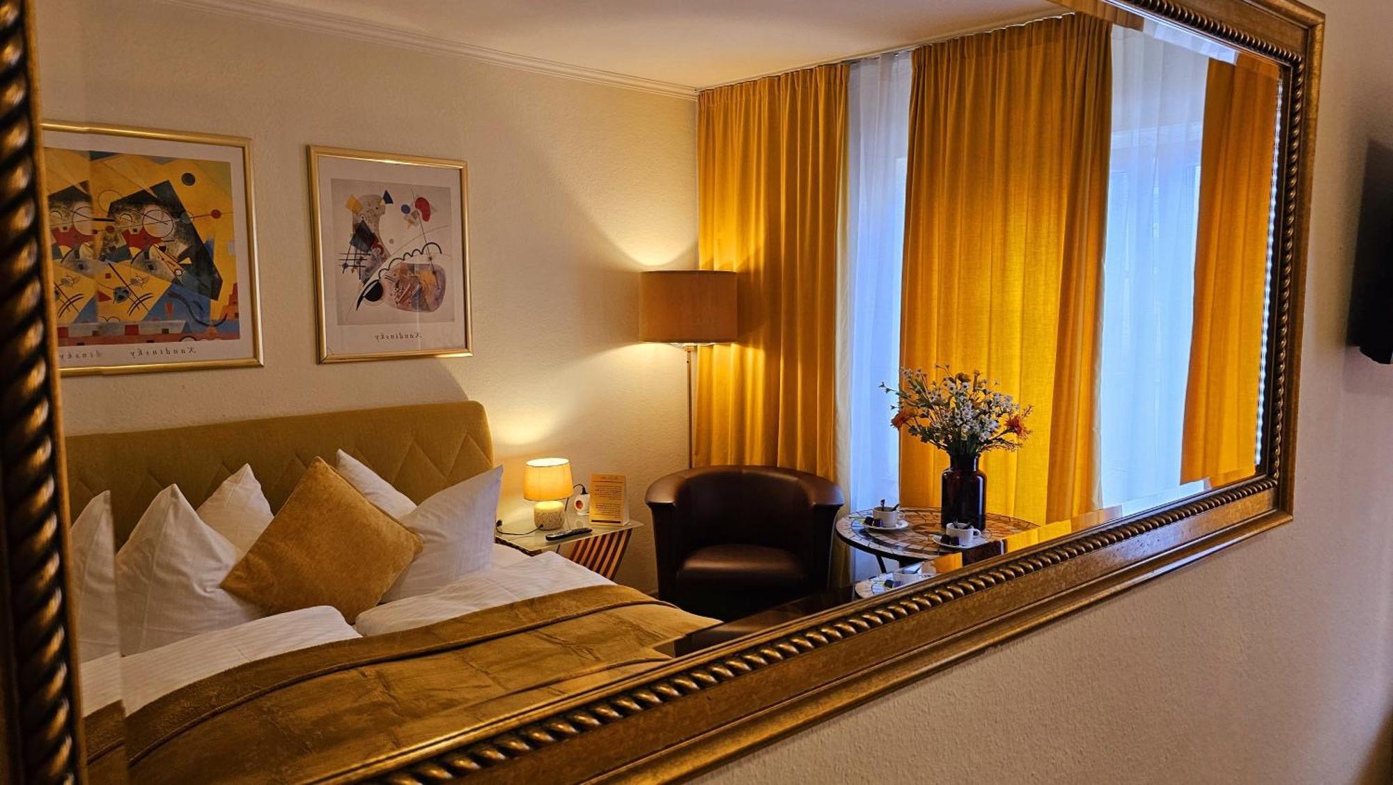 The Soho Altstadt Hotel Dusseldorf Bagian luar foto