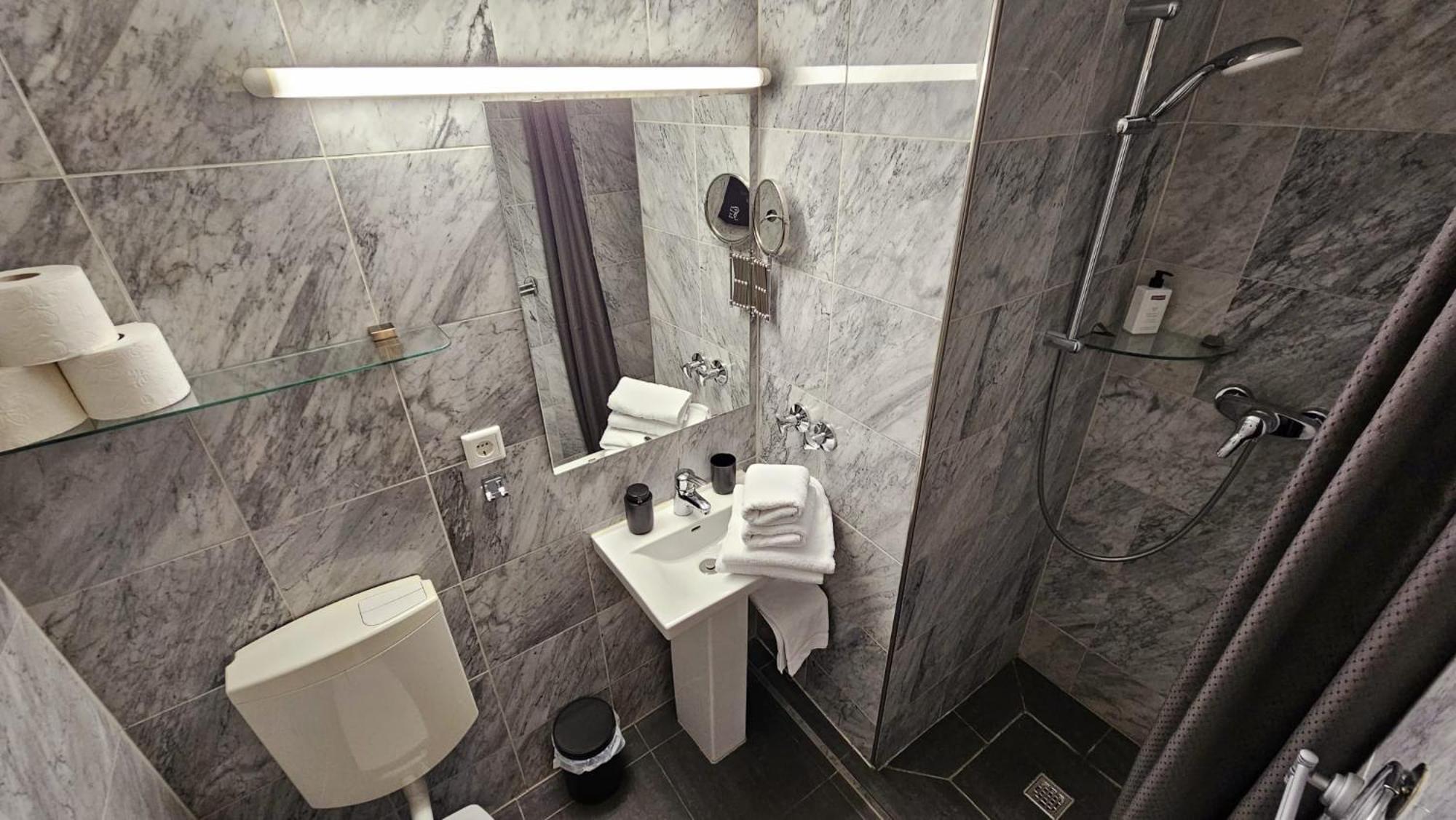 The Soho Altstadt Hotel Dusseldorf Bagian luar foto