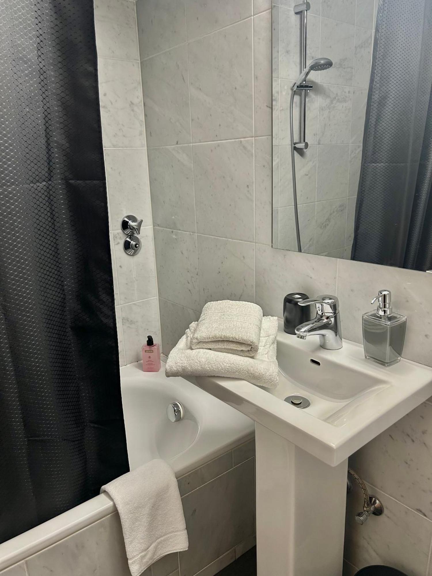 The Soho Altstadt Hotel Dusseldorf Bagian luar foto